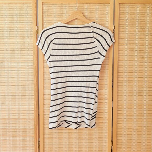 ANTHROPOLOGIE Striped Patterned Front Short Sleeve - Picture 2 of 5